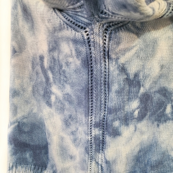 American Eagle Tie dye Sweater - Picture 5 of 8